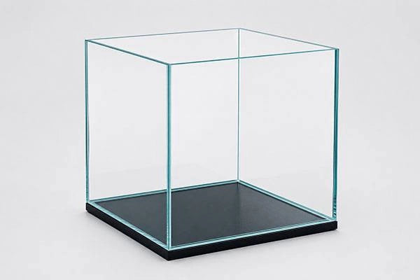 Cube Crystal Tank